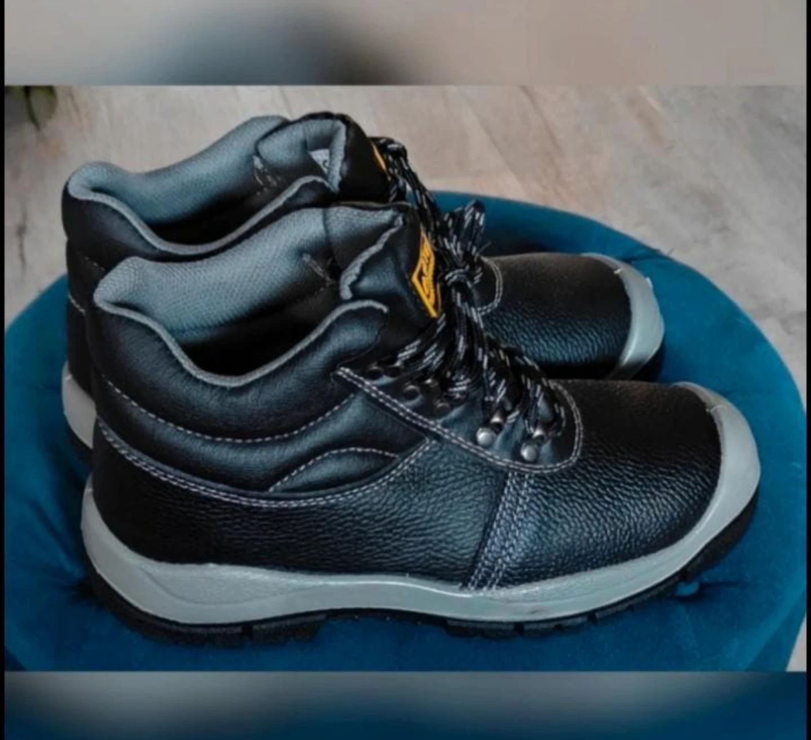 New safety/work shoes Satexo Rock ll S3 SRC size 4 – photo 3